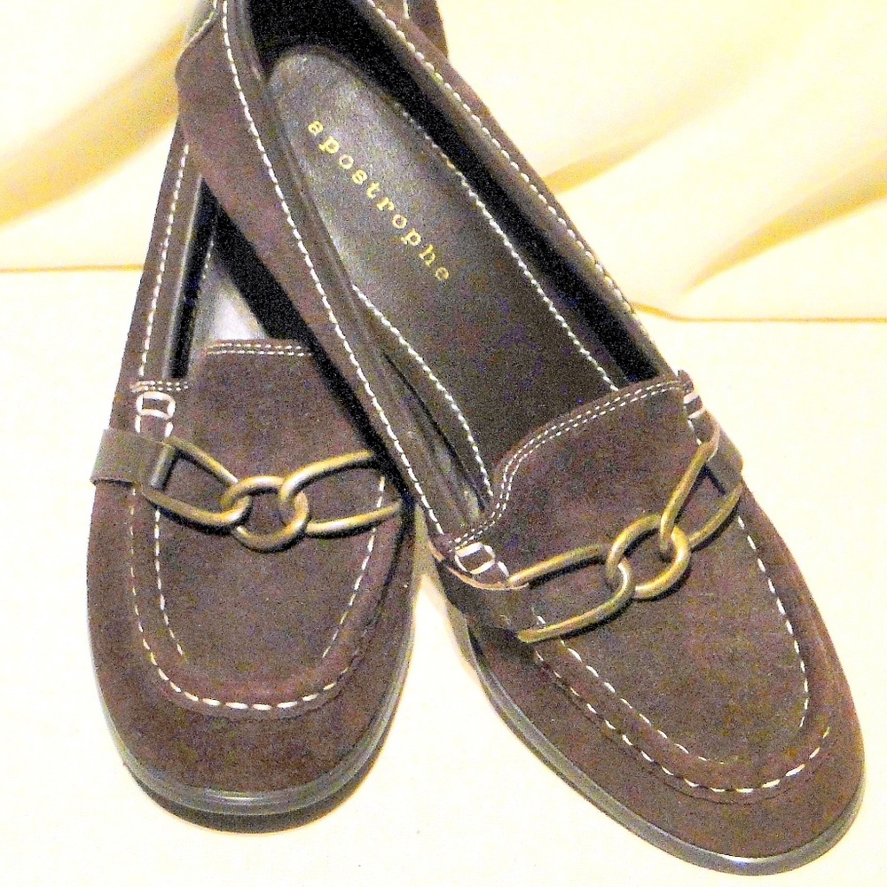 Apostrophe Brown Suede Heels